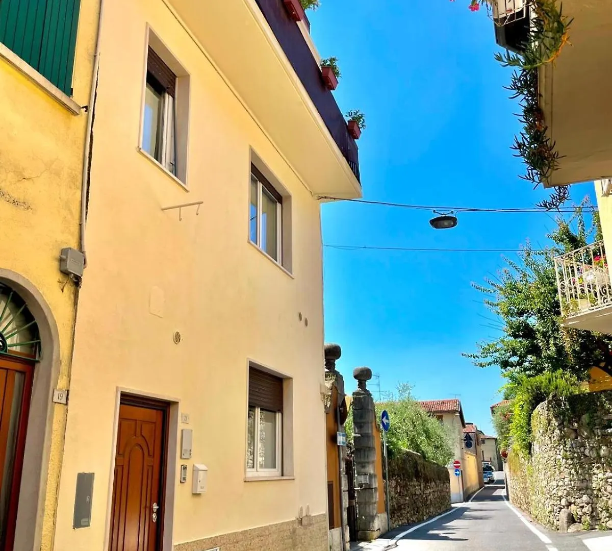 La Torretta Lägenhet Moniga del Garda