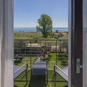 Frühstückspension Insula Felix, Moniga del Garda